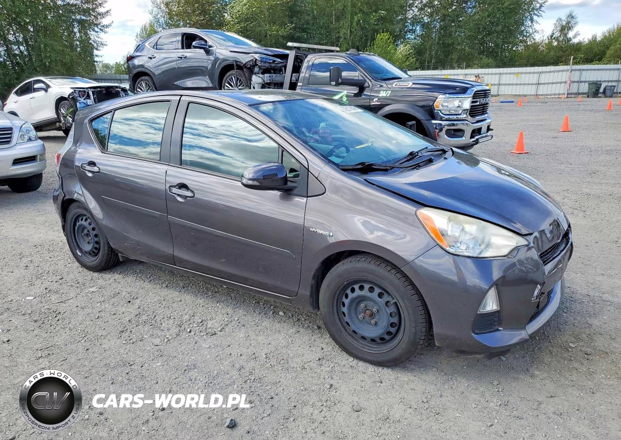 2012 Toyota Prius C Two VIN:JTDKDTB36C1514715 - 4