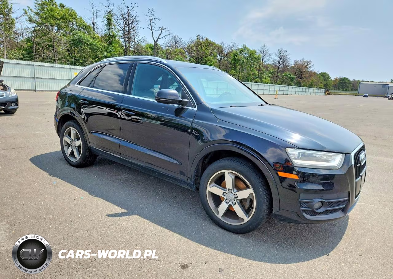 2015 Audi Q3 Prestige VIN:WA1GFCFS1FR013300 - 4