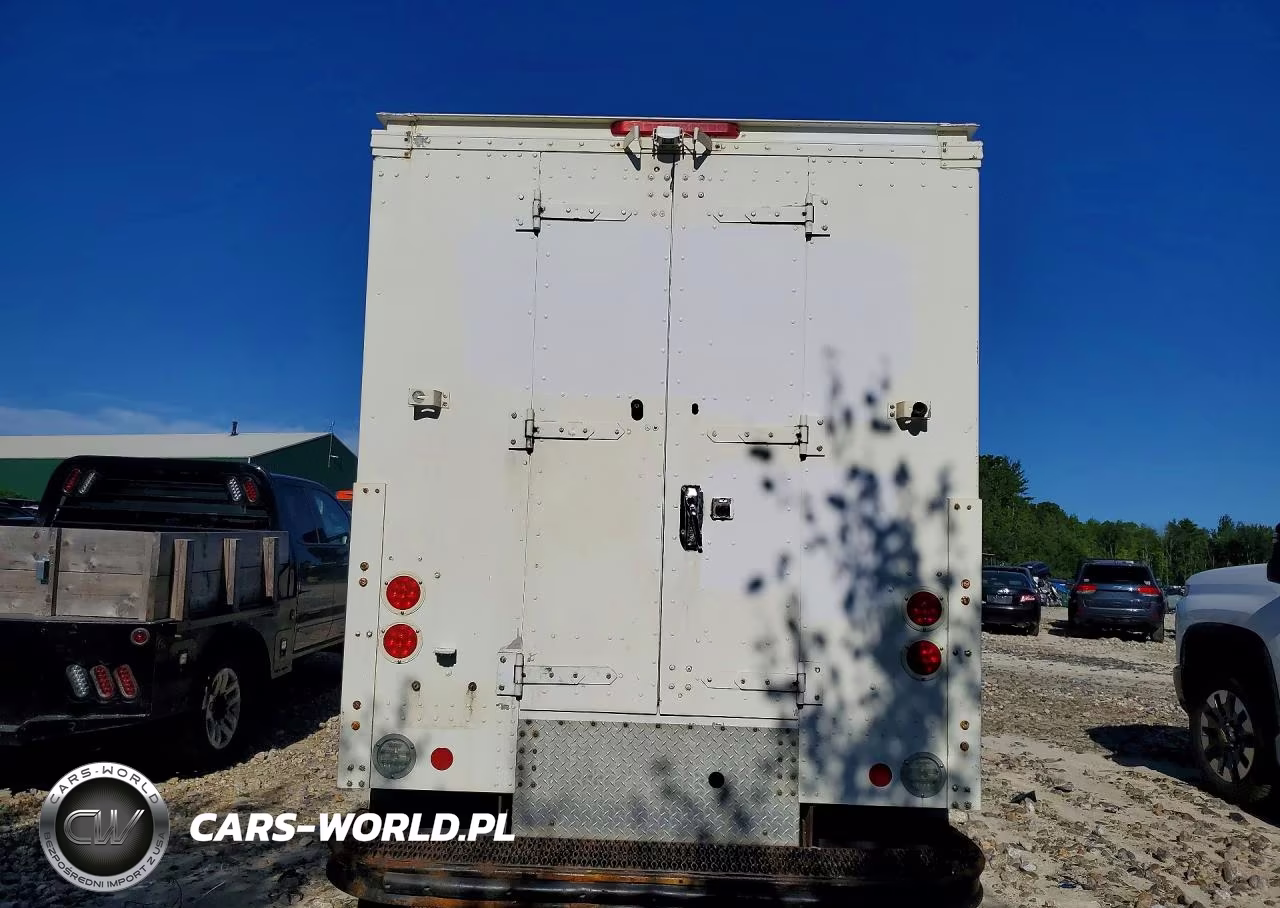 2015 Ford F250 Super Duty Box Truck VIN:1FDBF2B60FED21564 - 6
