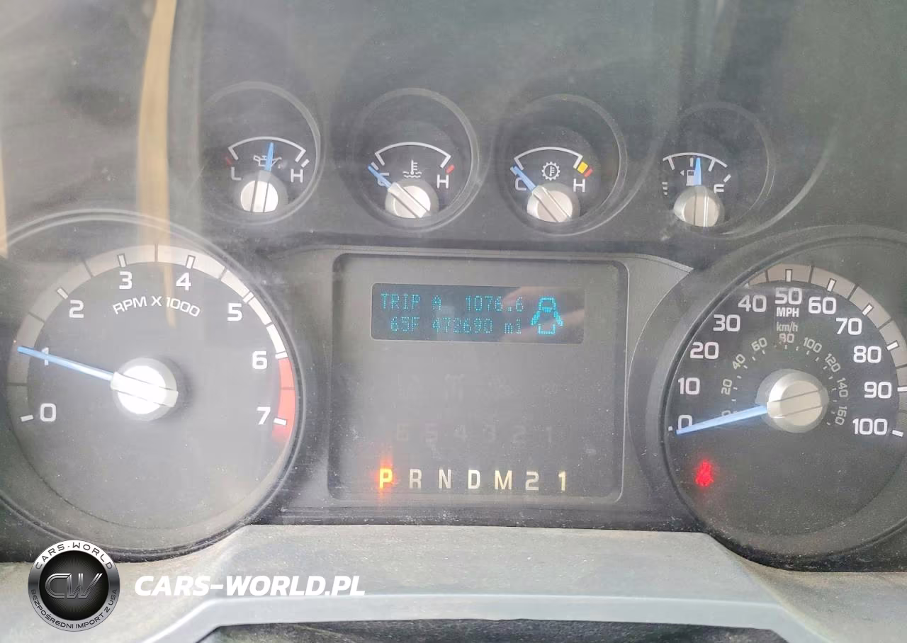 2015 Ford F250 Super Duty Box Truck VIN:1FDBF2B60FED21564 - 9