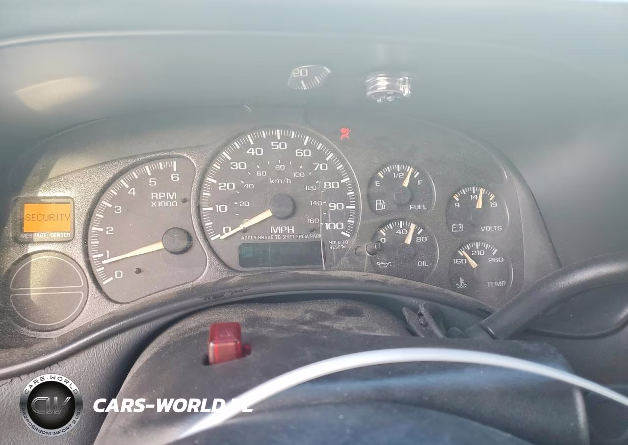 2002 Chevrolet Tahoe C1500 VIN:1GNEC13V82R221894 - 9