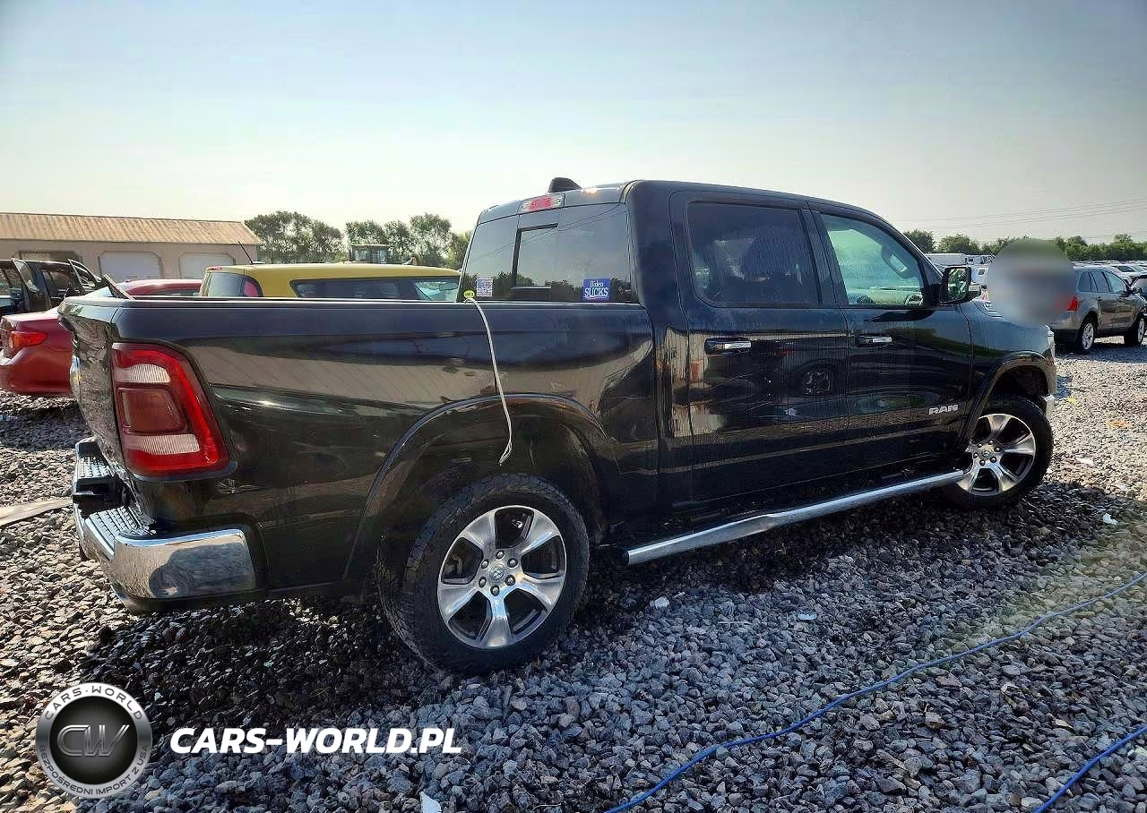 2019 Ram 1500 Laramie VIN:1C6SRFJT5KN536708 - 3