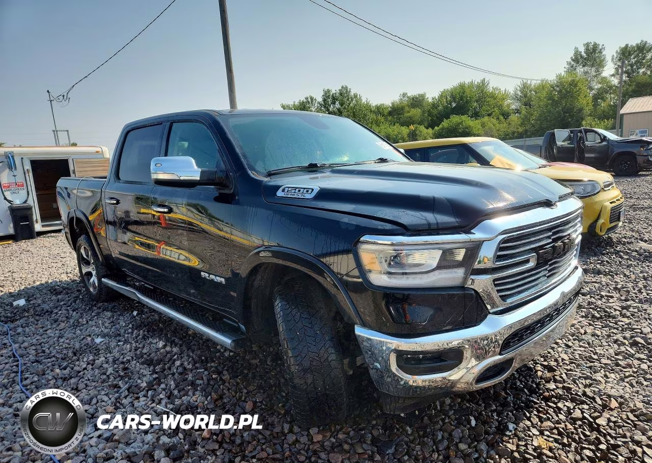 2019 Ram 1500 Laramie VIN:1C6SRFJT5KN536708 - 4