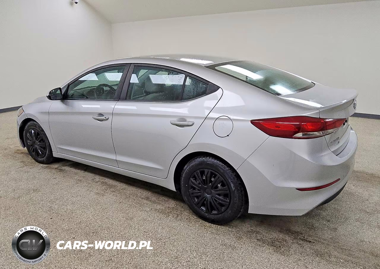 2018 Hyundai Elantra Se VIN:5NPD74LF2JH275863 - 2