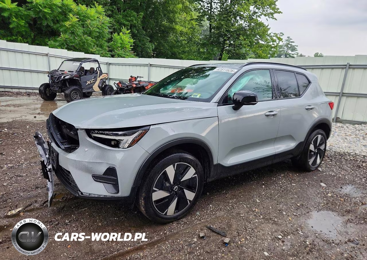 2025 Volvo Ex40 Core – zdjęcie 1 z 13