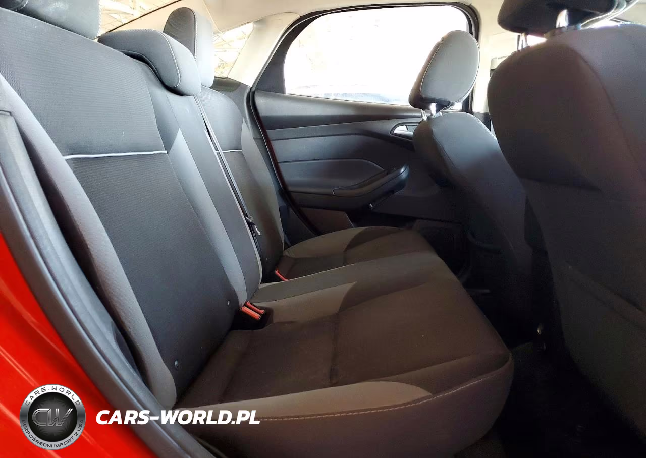 2014 Ford Focus Se VIN:1FADP3F20EL318283 - 10