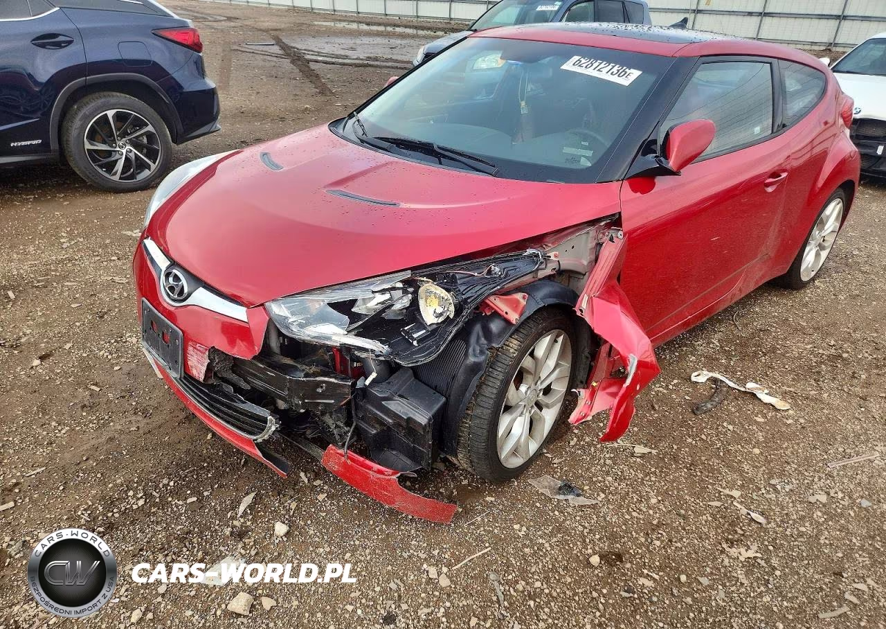 2012 Hyundai Veloster Base VIN:KMHTC6AD0CU053119 - 9