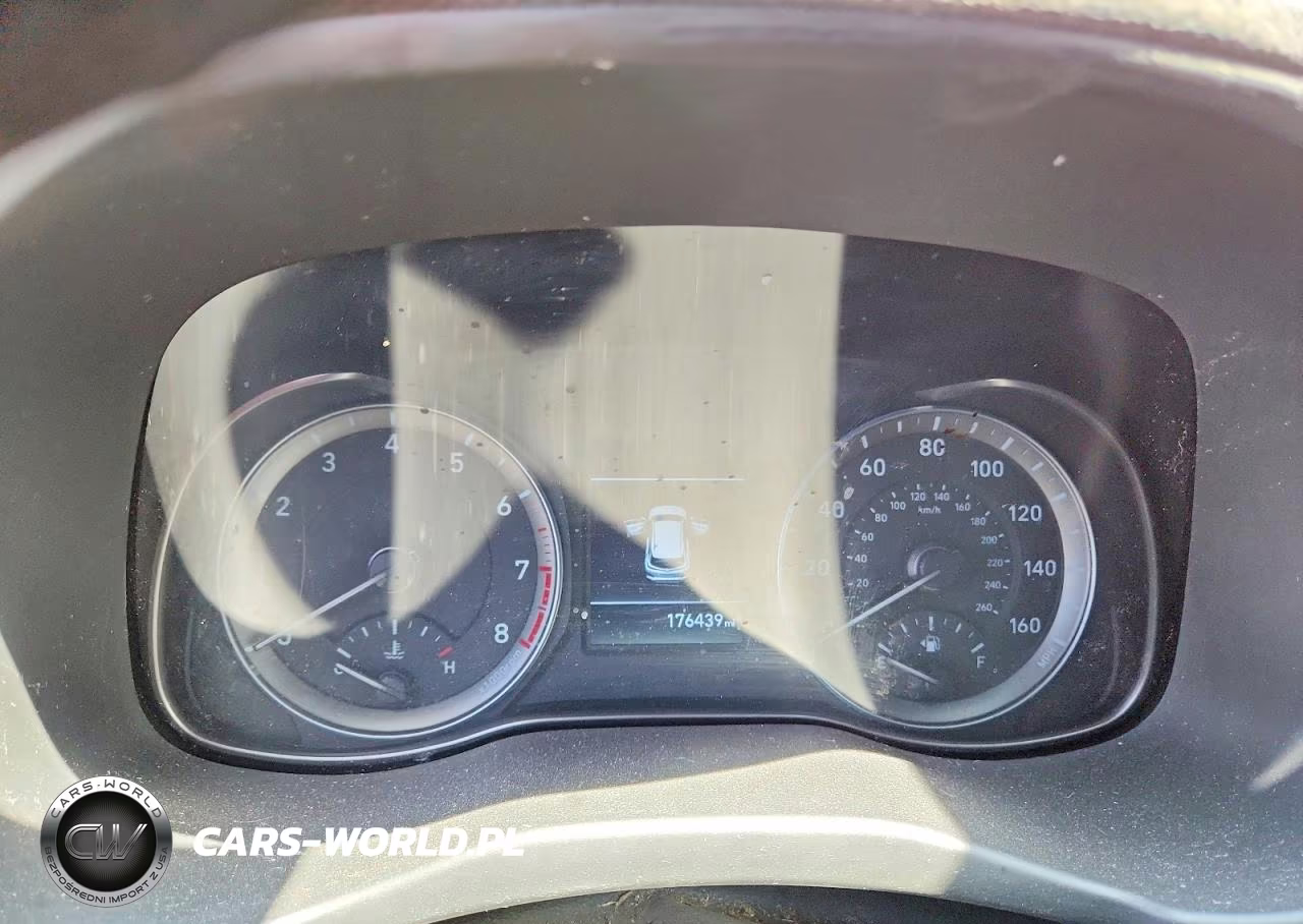 2019 Hyundai Kona Sel VIN:KM8K22AA6KU200782 - 9