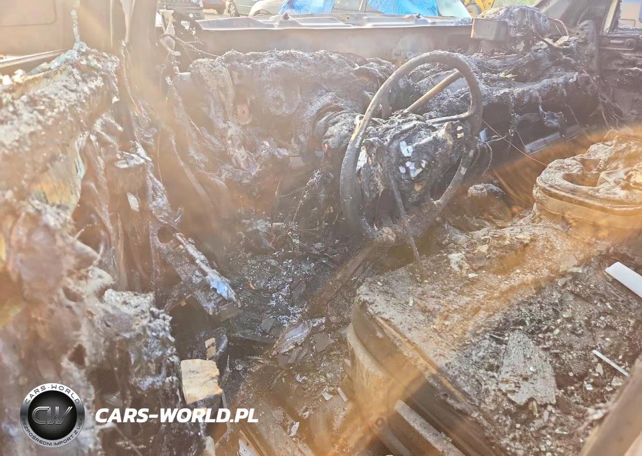 2019 Ram 2500 Tradesman VIN:3C6UR5CL3KG605131 - 8