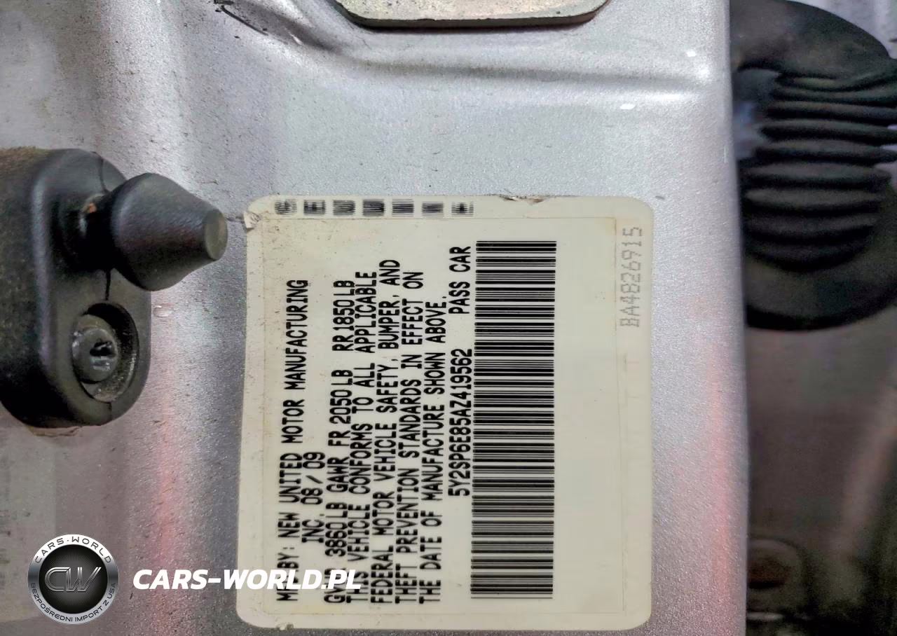 2010 Pontiac Vibe VIN:5Y2SP6E85AZ419562 - 12