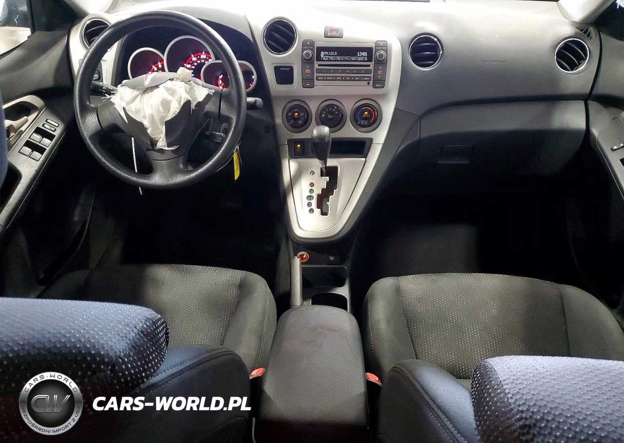 2010 Pontiac Vibe VIN:5Y2SP6E85AZ419562 - 8
