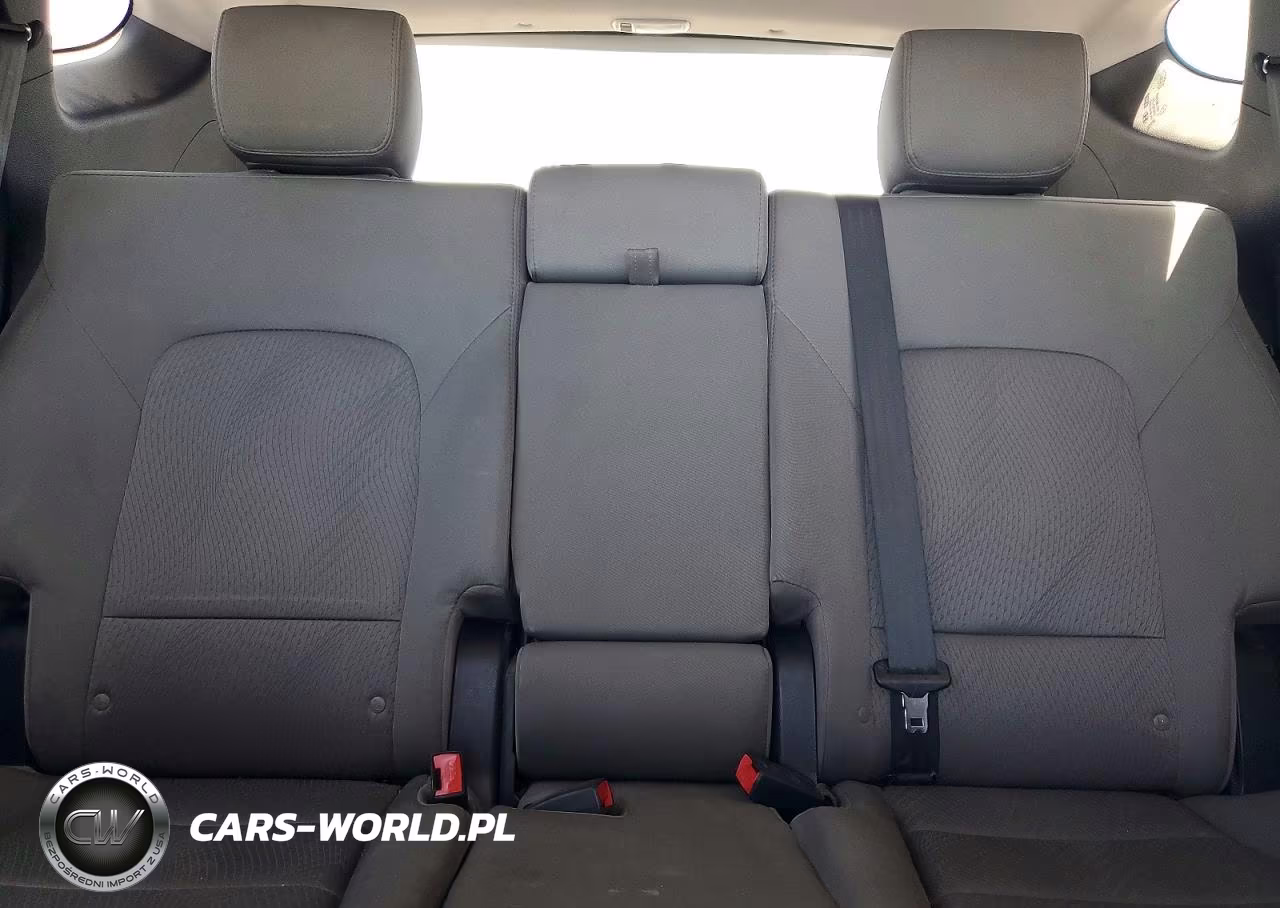 2015 Hyundai Santa Fe Sport 2.4L VIN:5XYZU3LB5FG242036 - 10