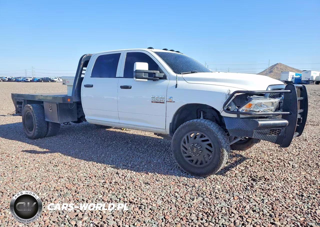 2014 Ram 3500 VIN:3C7WRTCL1EG193725 - 4