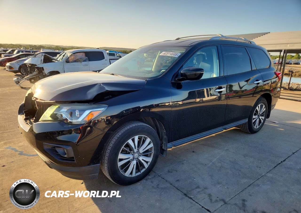 2017 Nissan Pathfinder Sv
