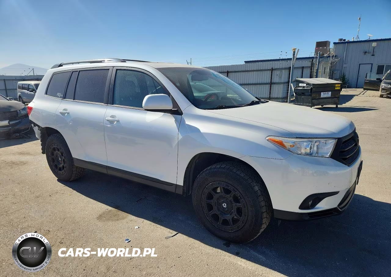 2013 Toyota Highlander Se VIN:5TDBK3EH3DS218410 - 4