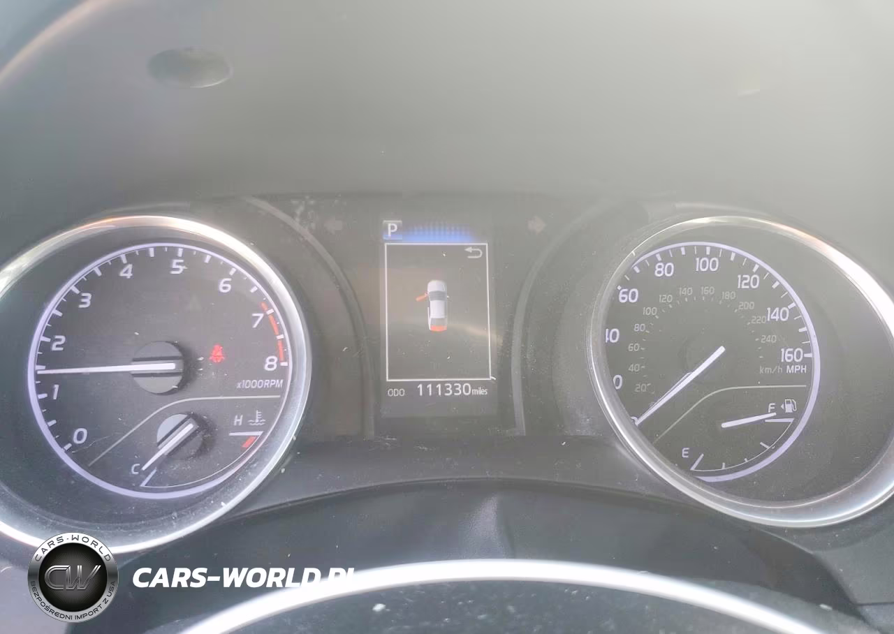 2018 Toyota Camry Le VIN:4T1B11HK3JU568119 - 9