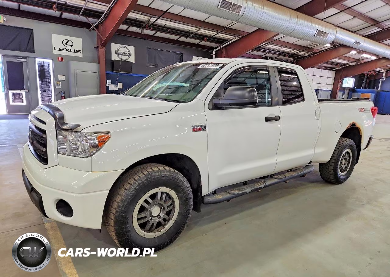2011 Toyota Tundra Double Cab Sr5 – zdjęcie 1 z 12