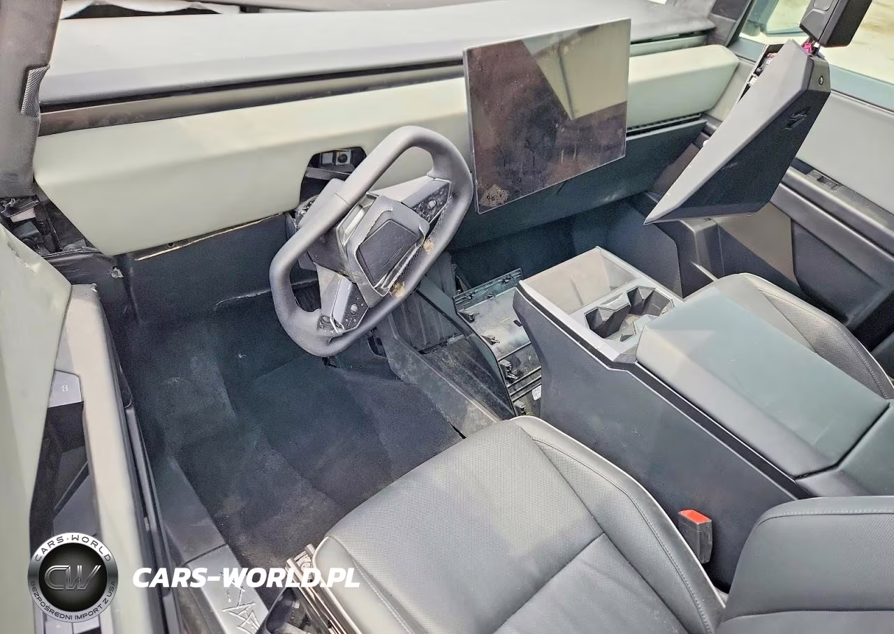 2025 Tesla Cybertruck VIN:7G2CEHED5SA075011 - 8