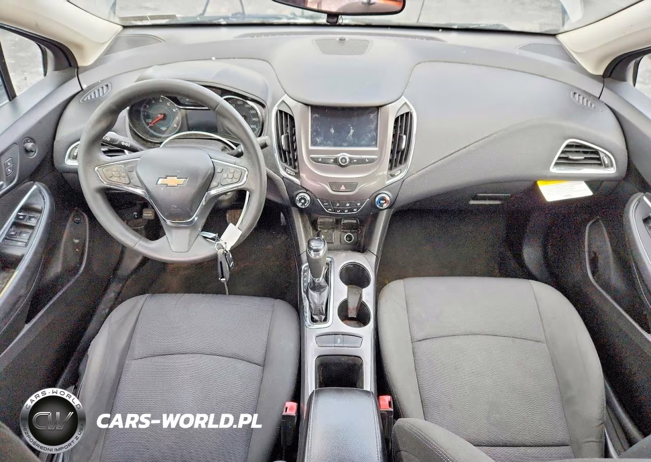 2018 Chevrolet Cruze Lt VIN:1G1BE5SM5J7131448 - 8
