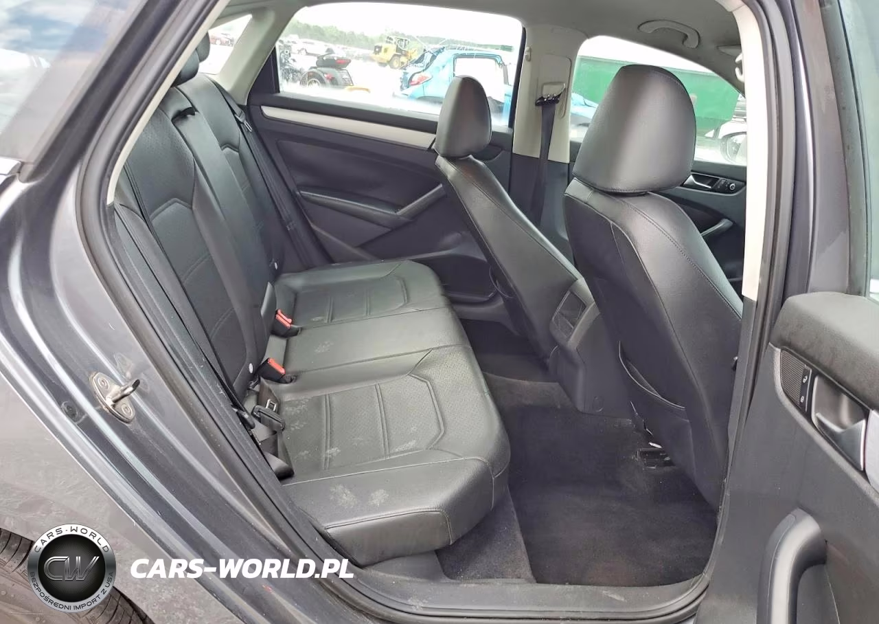 2012 Volkswagen Passat Se VIN:1VWBP7A32CC062117 - 10