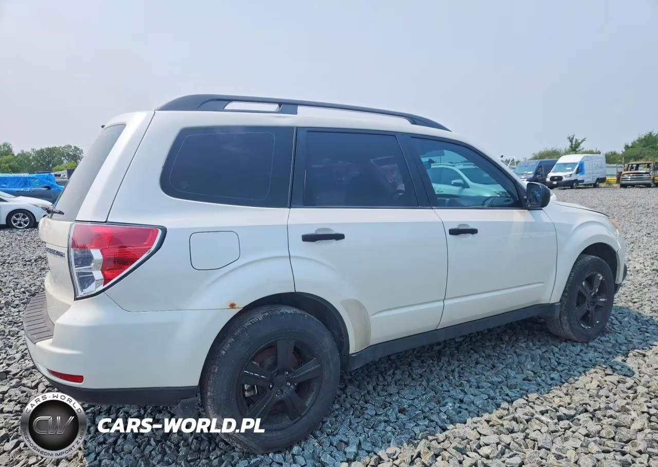 2011 Subaru Forester 2.5X VIN:JF2SHBBC9BH731102 - 3