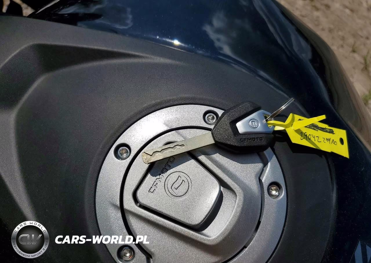 2025 Cf Moto 675Ss VIN:LCEPEVLP7S6007257 - 8