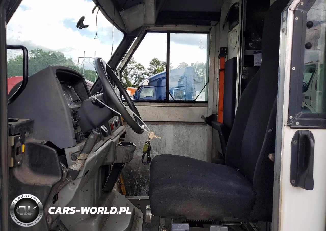 2012 Isuzu Npr Delivery Van VIN:JALB4T17XC7W00559 - 7
