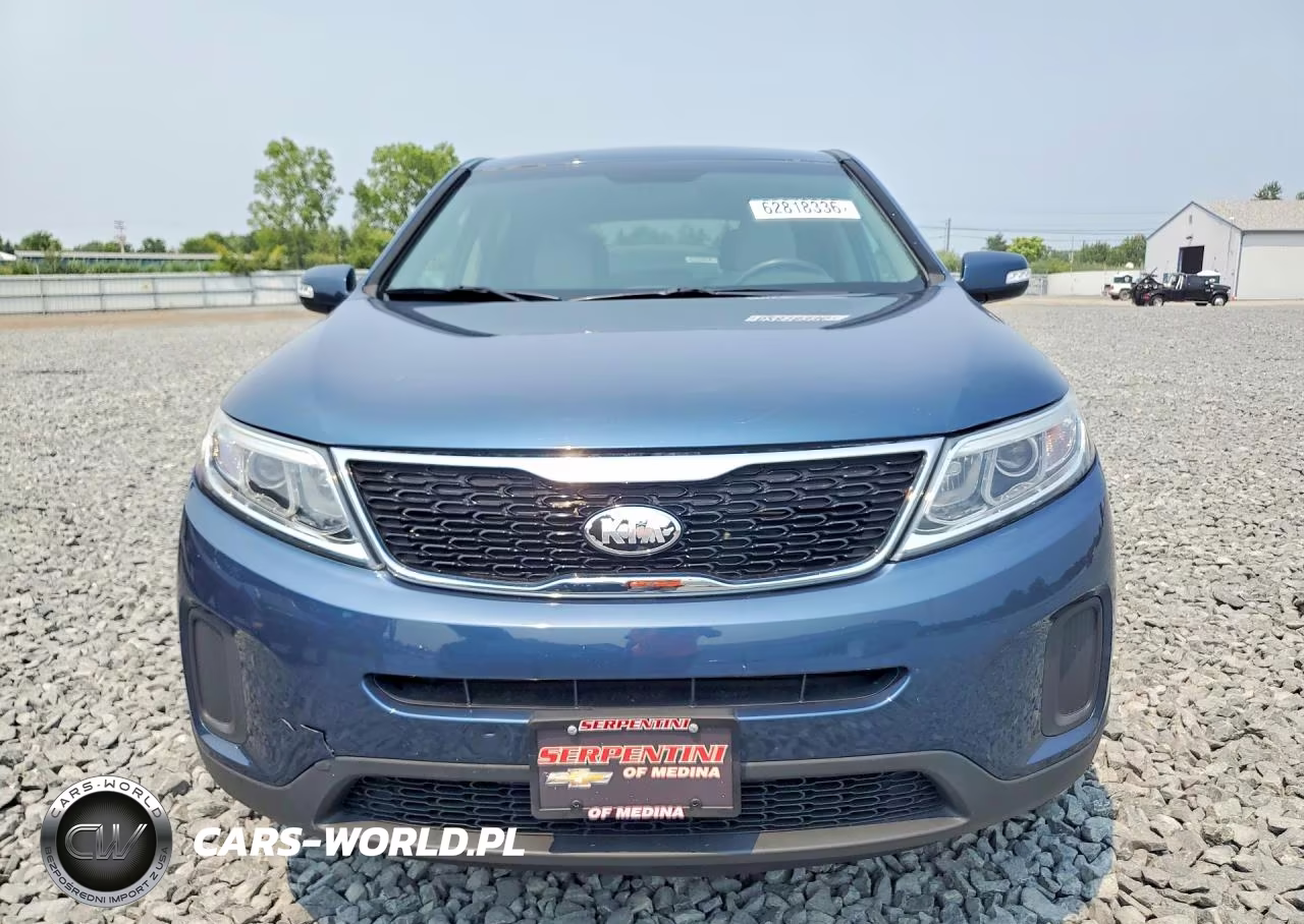 2014 Kia Sorento Lx VIN:5XYKT3A60EG513626 - 5