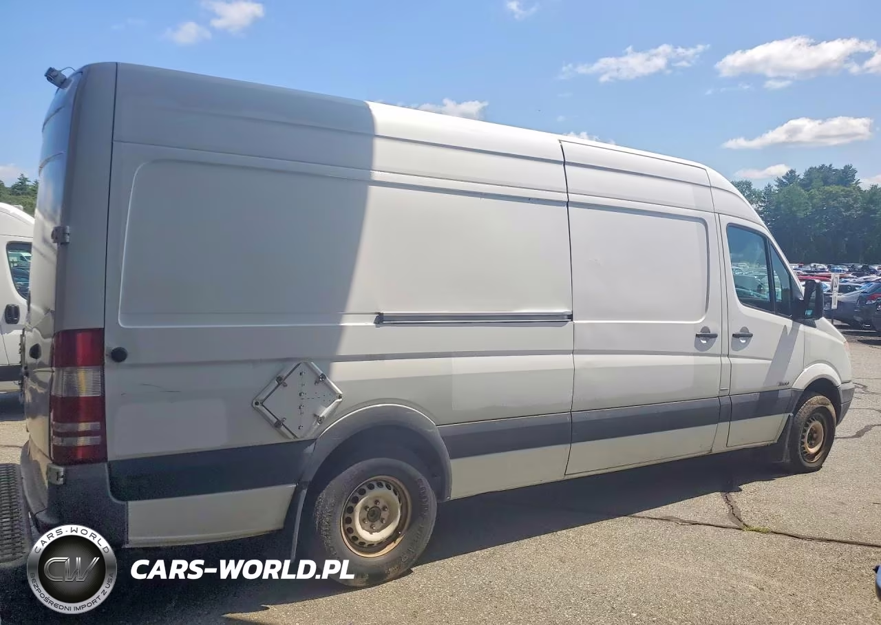 2012 Mercedes Benz Sprinter 2500 VIN:WD3PE8CB1C5693948 - 3