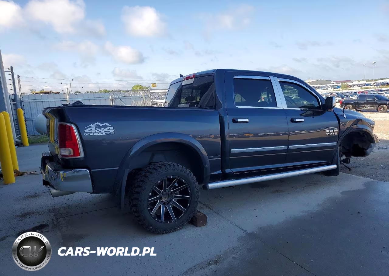 2015 Ram 1500 Laramie VIN:1C6RR7NM2FS727968 - 3