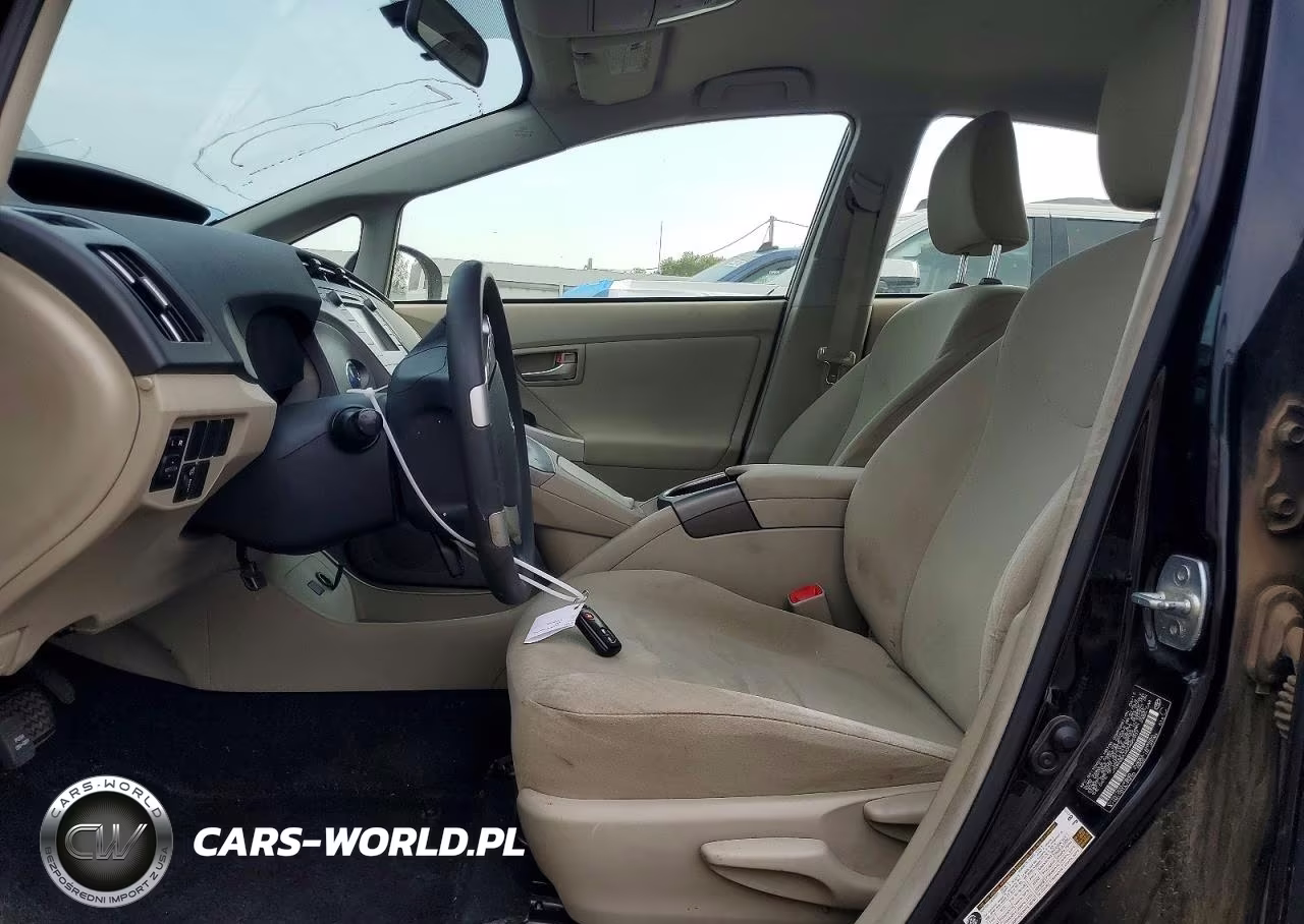 2013 Toyota Prius Three VIN:JTDKN3DU4D5625907 - 7