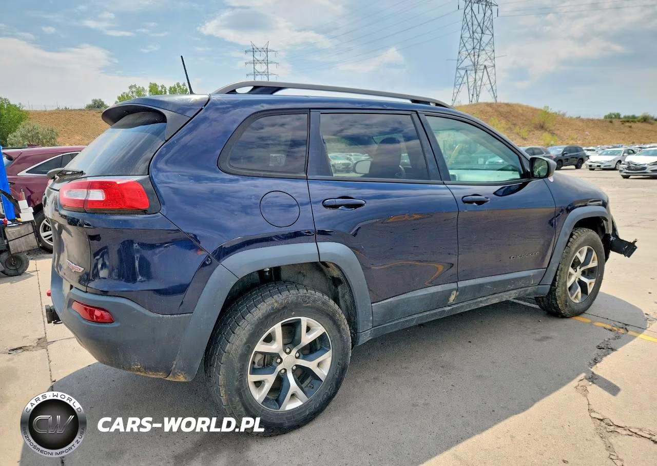 2016 Jeep Cherokee Trailhawk VIN:1C4PJMBS0GW300386 - 3