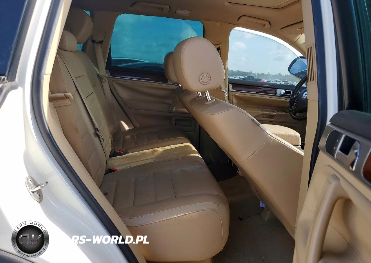 2010 Volkswagen Touareg Tdi VIN:WVGFK7A93AD000946 - 11