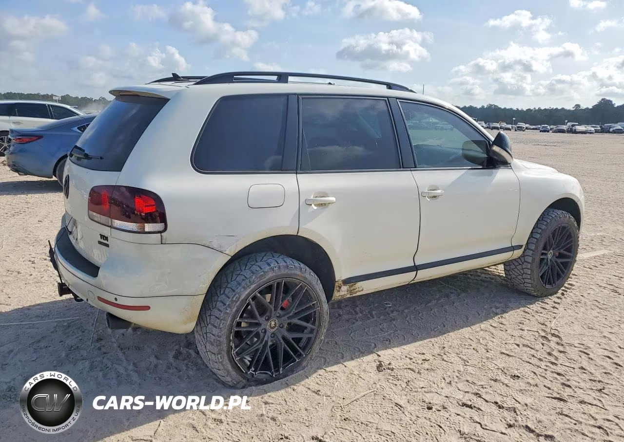 2010 Volkswagen Touareg Tdi VIN:WVGFK7A93AD000946 - 3