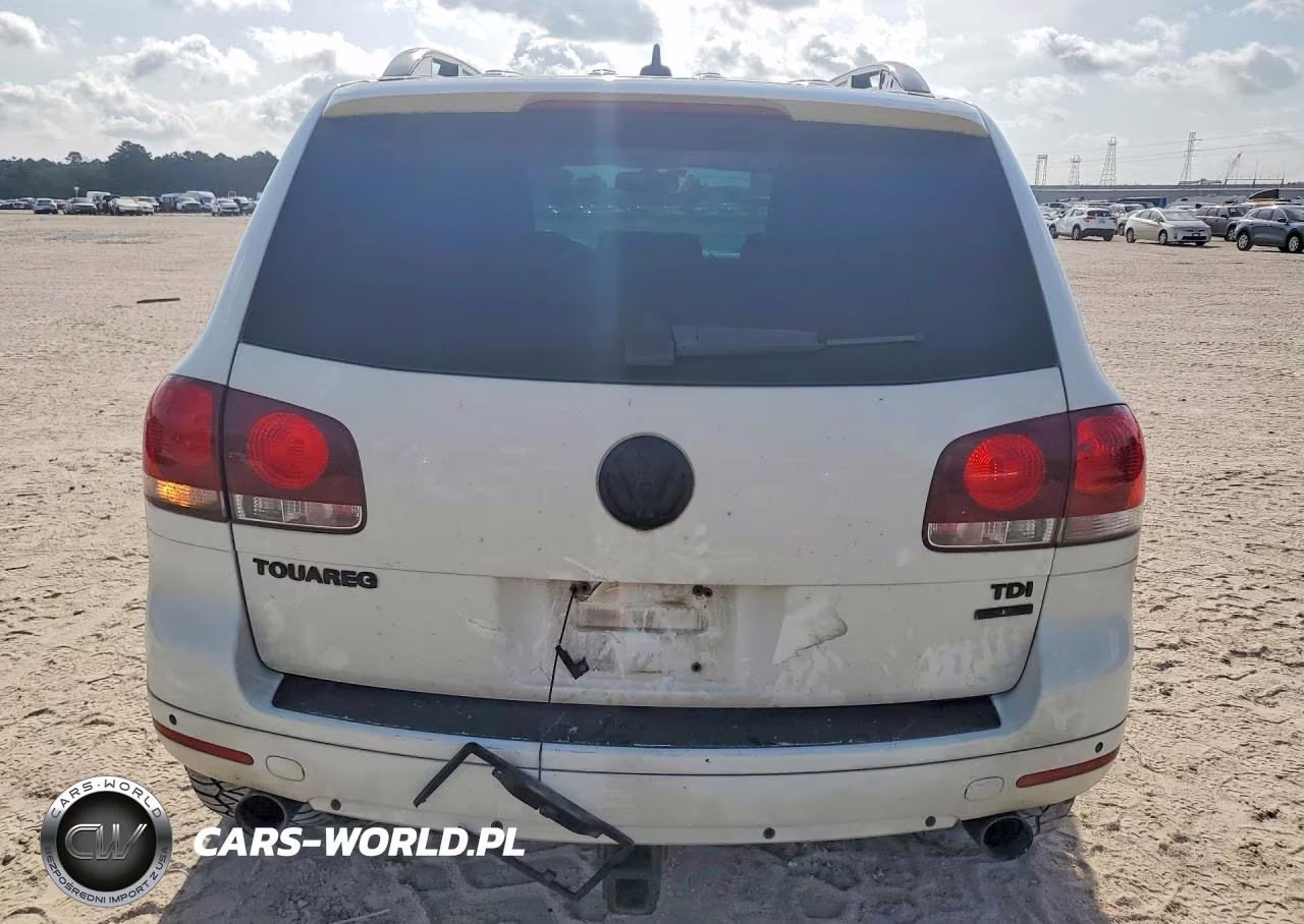 2010 Volkswagen Touareg Tdi VIN:WVGFK7A93AD000946 - 6