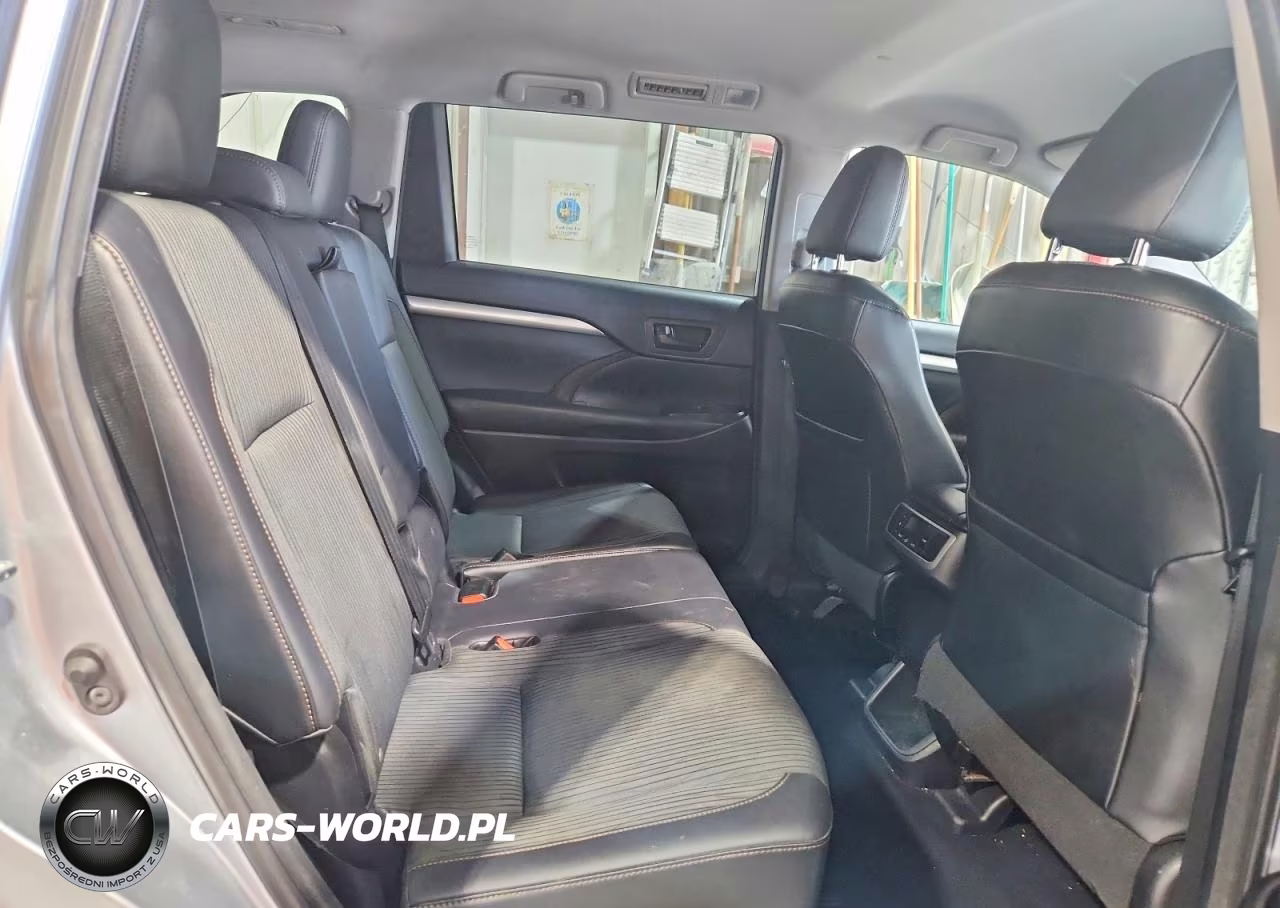 2014 Toyota Highlander Le Plus VIN:5TDBKRFH6ES049437 - 11