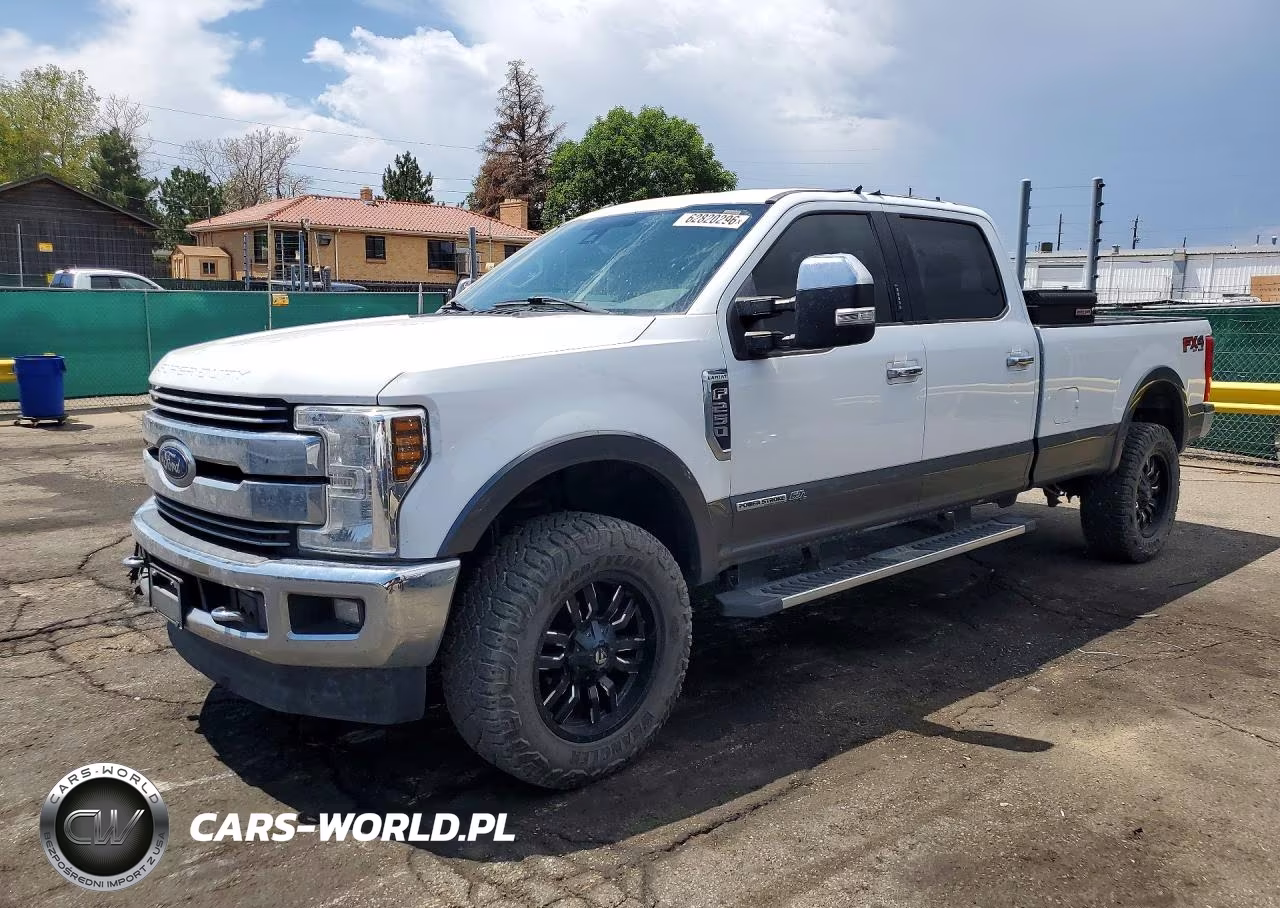2018 Ford F250 Super Duty – zdjęcie 1 z 12