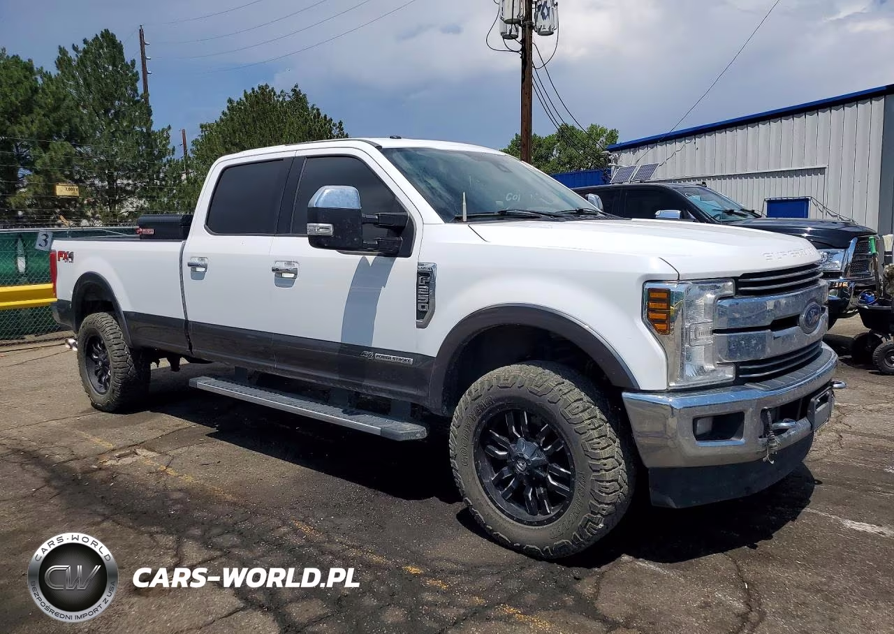 2018 Ford F250 Super Duty VIN:1FT7W2BT2JEB71773 - 4