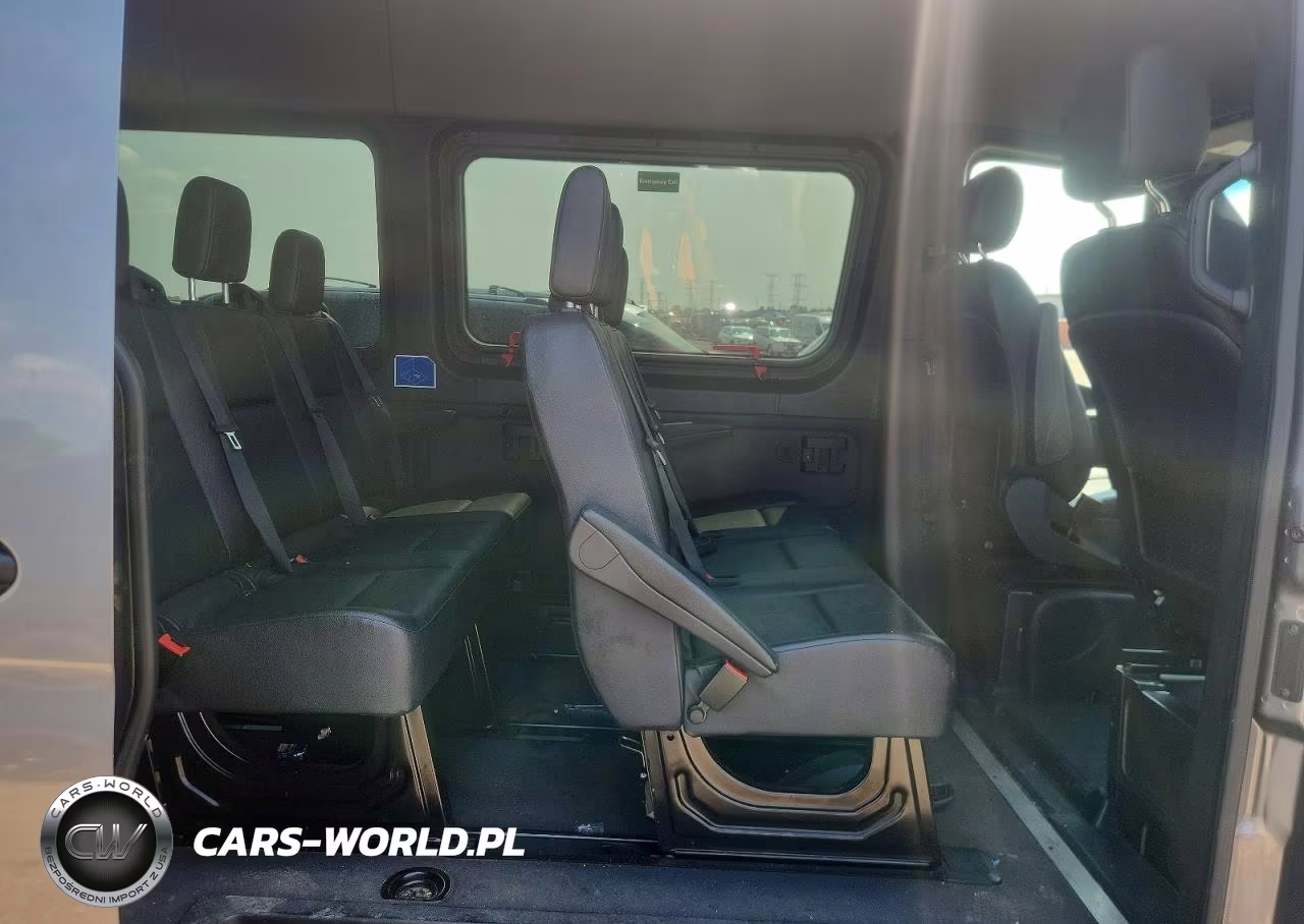 2019 Mercedes-Benz Sprinter 2500-3500 VIN:WDZPF1CD2KT003419 - 11