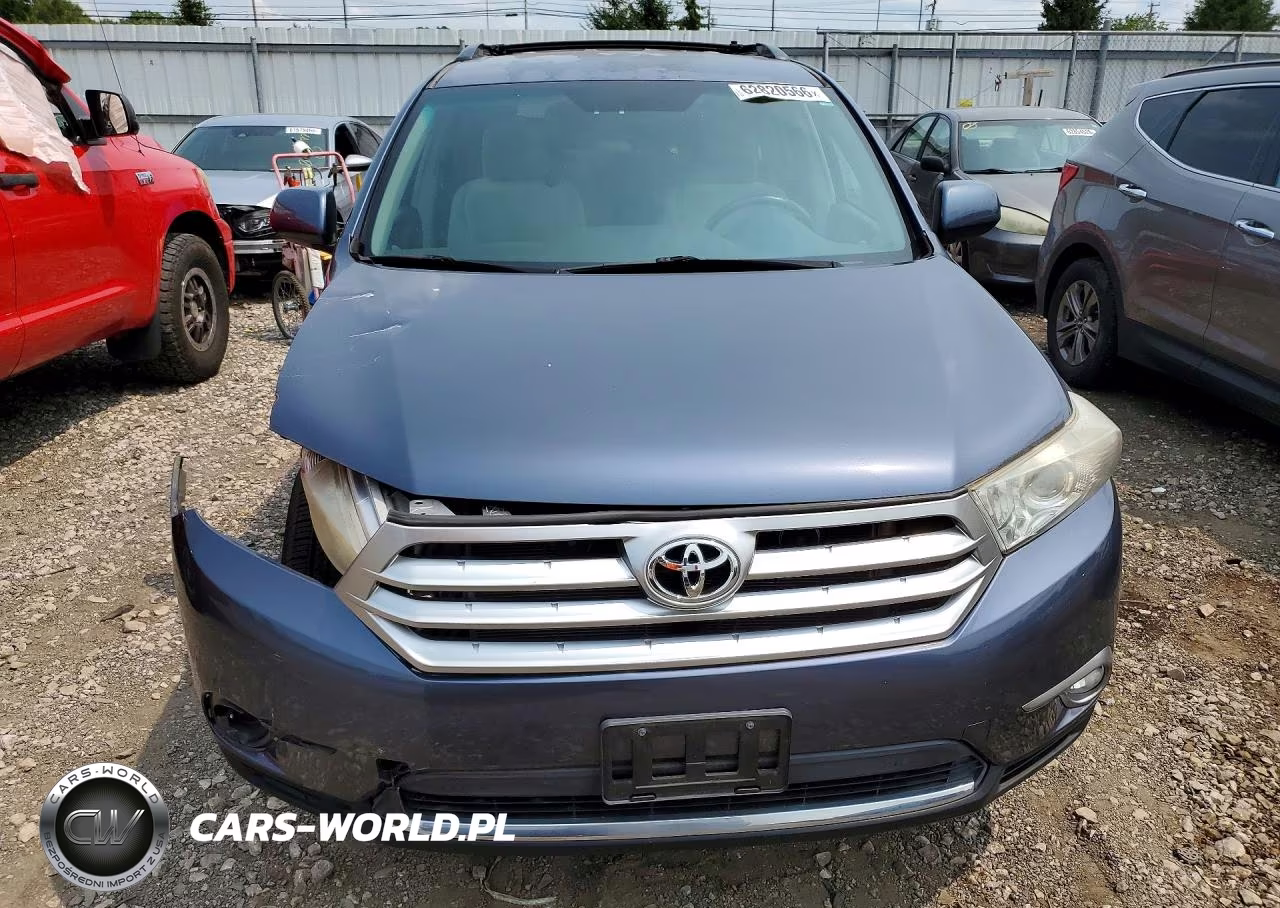 2012 Toyota Highlander Base VIN:5TDBK3EH1CS131166 - 5