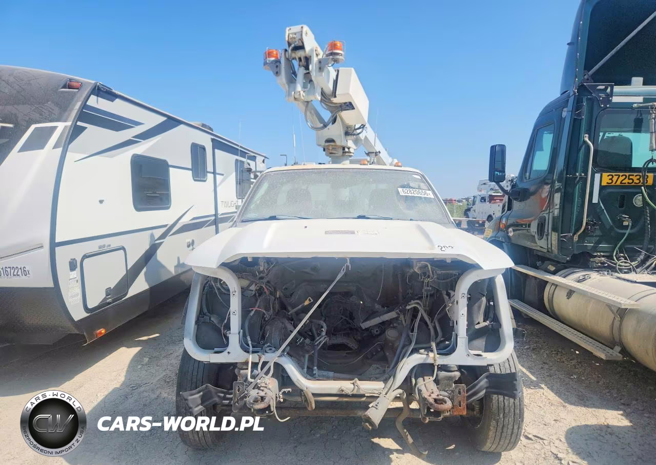 2013 Ford F450 Super Duty Bucket Truck VIN:1FDUF4GY0DEB00445 - 5