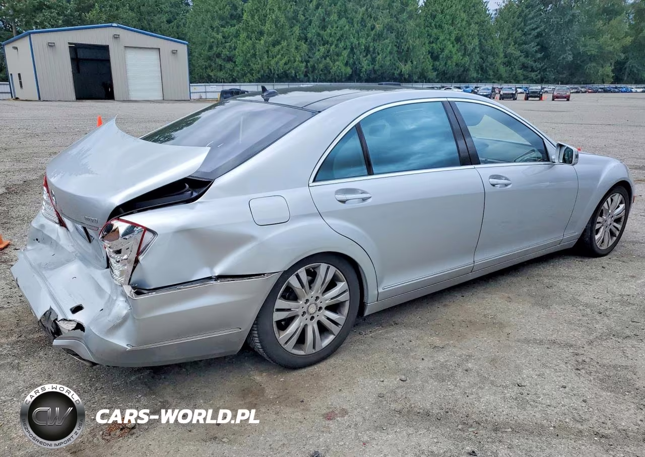 2010 Mercedes-Benz S 400 VIN:WDDNG9FB7AA300554 - 3