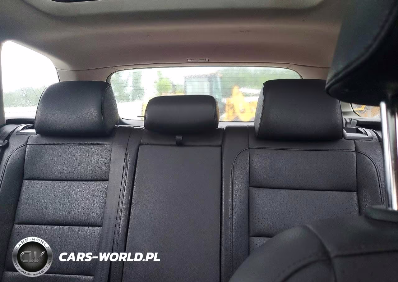 2011 Volkswagen Jetta Tdi VIN:3VWPL7AJ1BM618298 - 10