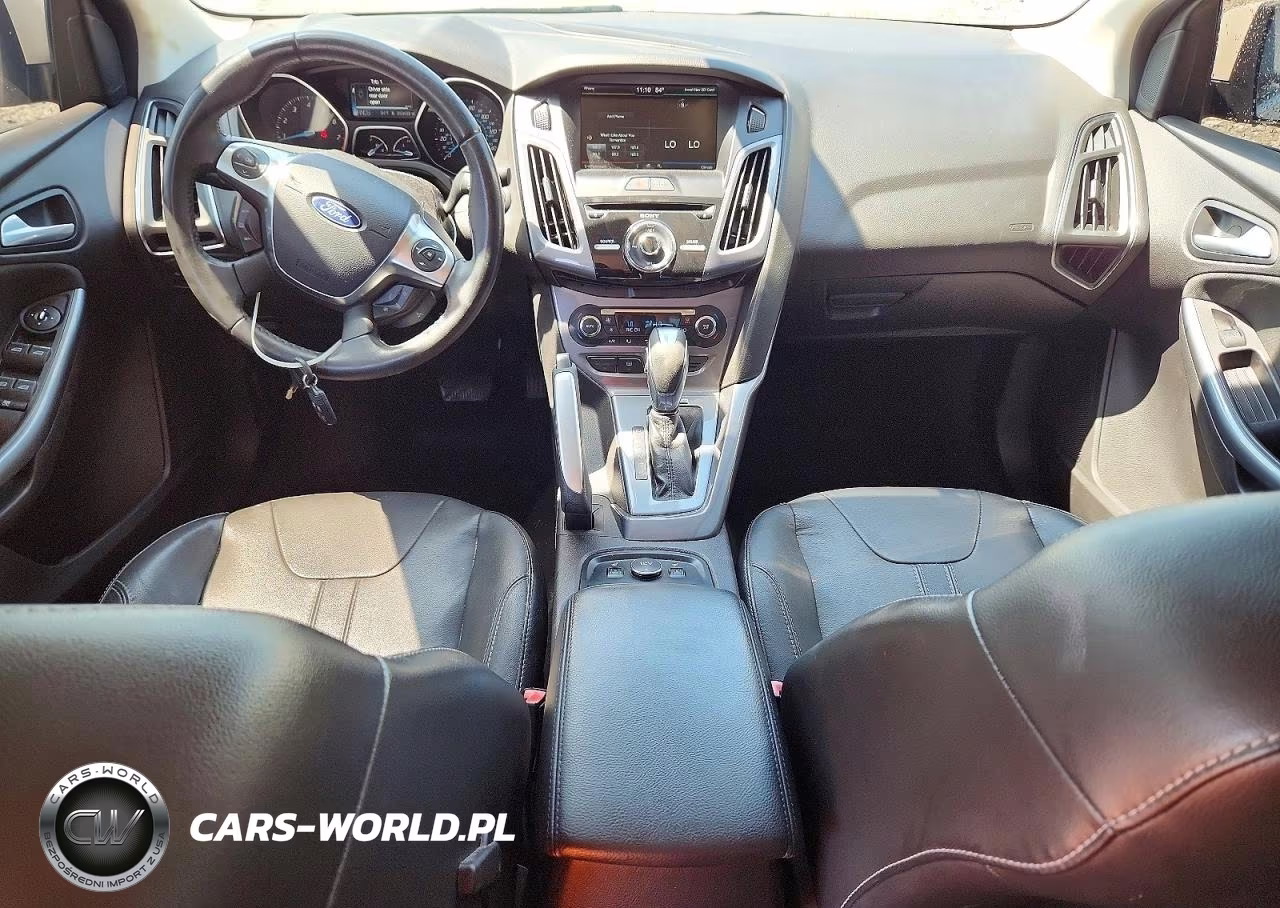 2012 Ford Focus Titanium VIN:1FAHP3J24CL432504 - 8