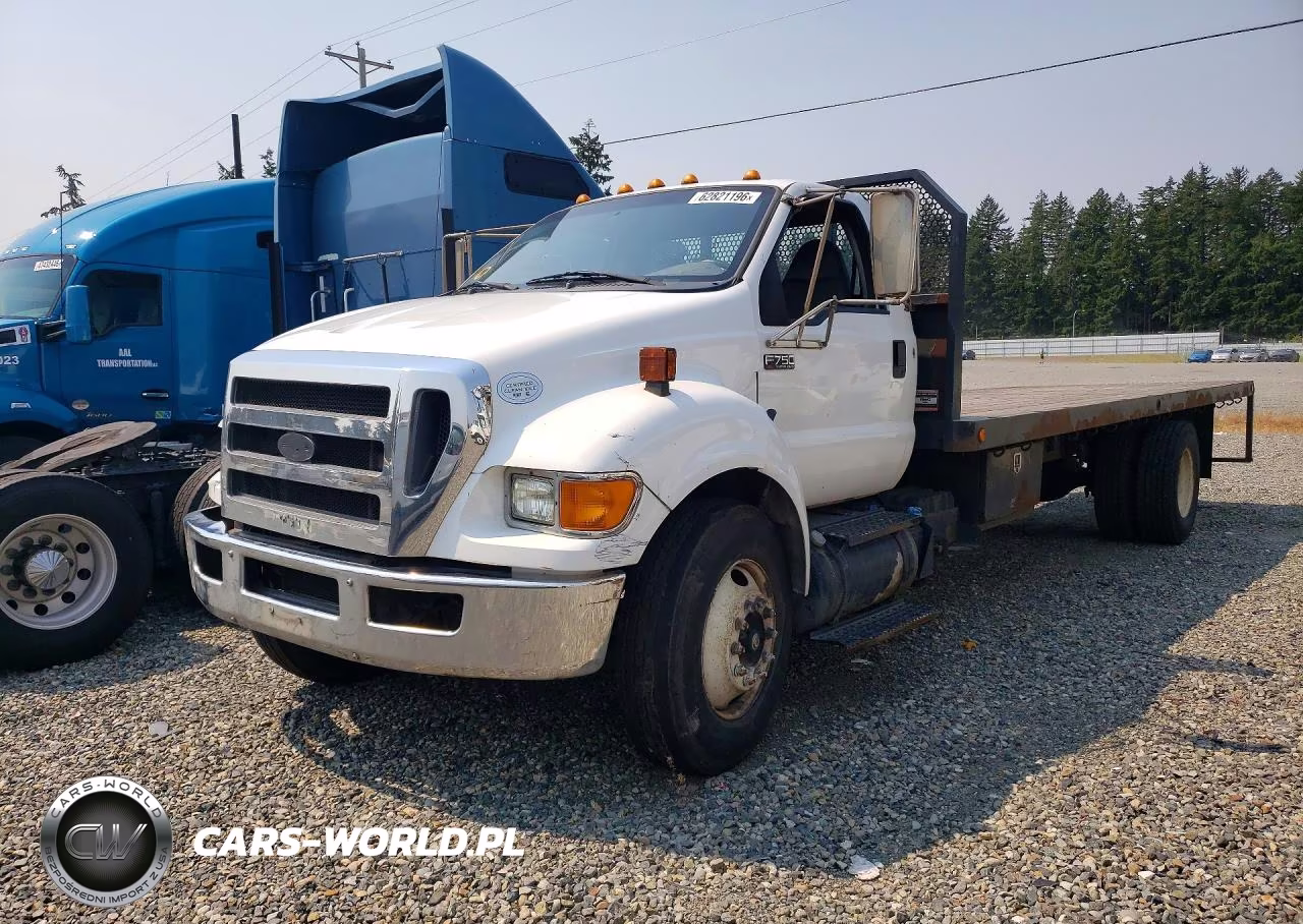 2013 Ford F750 Super Duty – zdjęcie 1 z 12