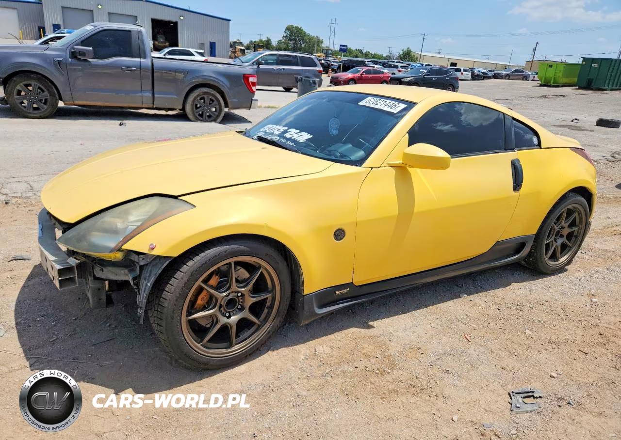 2004 Nissan 350Z Base