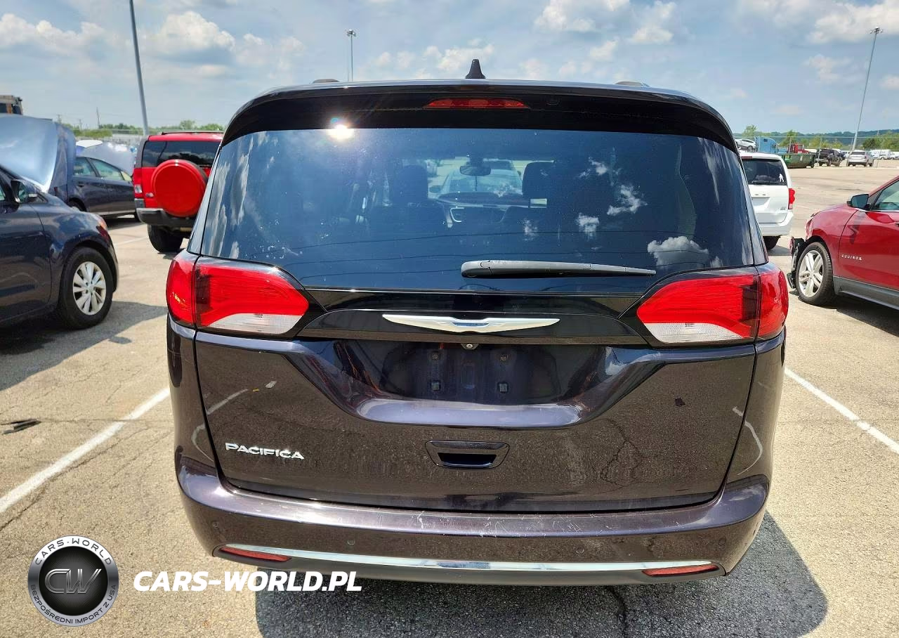 2018 Chrysler Pacifica Touring L VIN:2C4RC1BG2JR100414 - 6