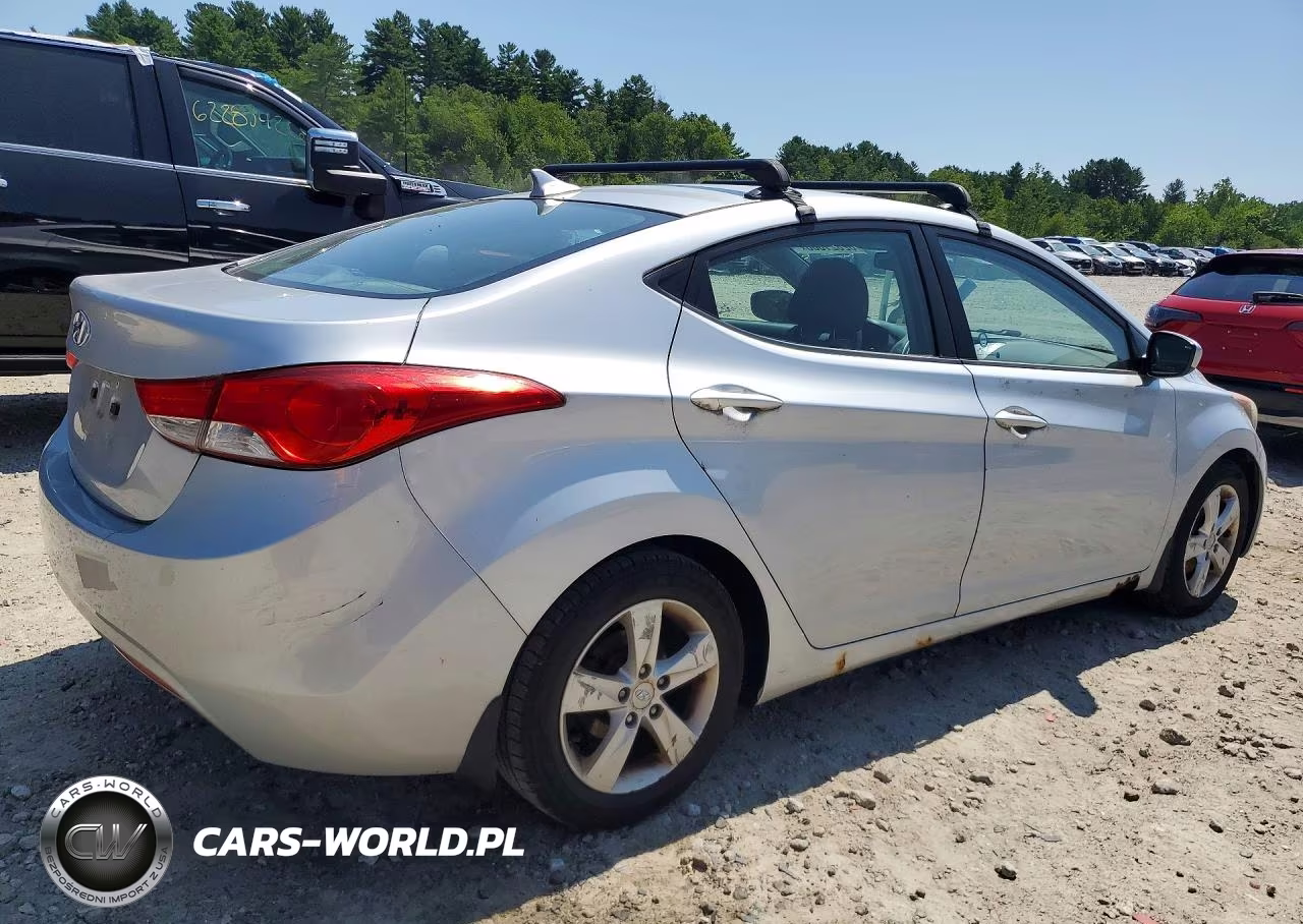2013 Hyun Elantra VIN:5NPDH4AE0DH338101 - 3