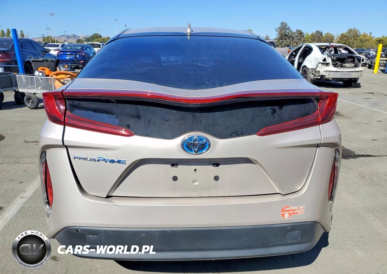 2017 Toyota Prius Prime Premium VIN:JTDKARFP5H3060638 - 6