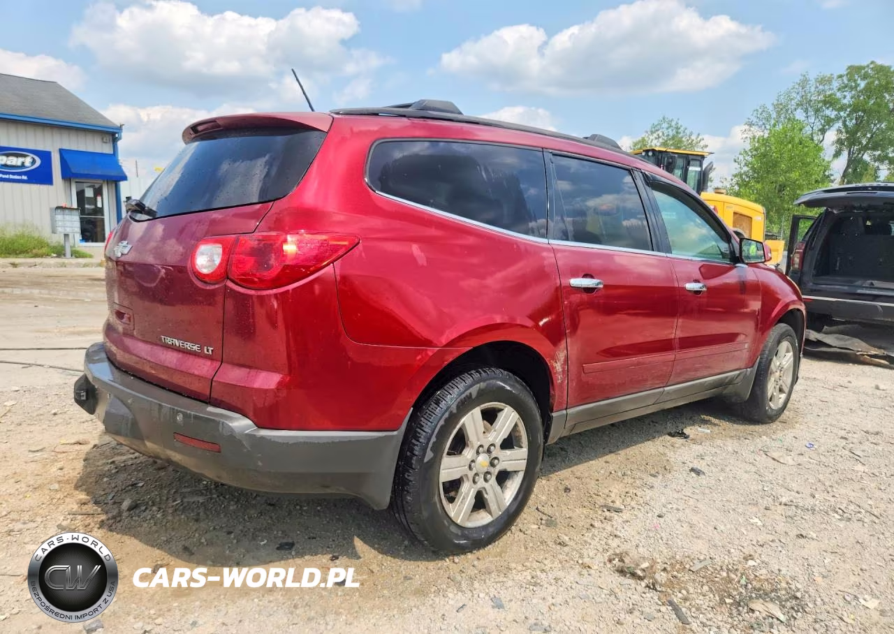 2010 Chevrolet Traverse Lt VIN:1GNLVFED9AS126769 - 3